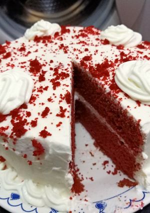 A picture of #bakingchallege RED VELVET CAKE.