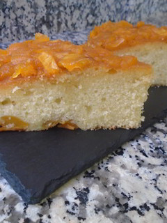 Una foto de Tarta de nísperos
