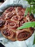 Zimtschnecken-Kuchen (Cinnamon Rolls Cake) mit Karamell Sauce