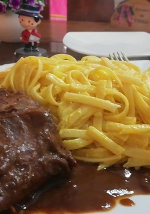 Una foto de Plateada a la Cacerola Reducida al Vino Tinto