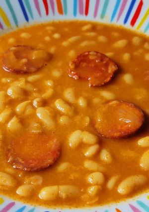 Foto principal de Alubias de bote con chorizo