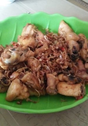 Hình của món Gà xào sả ớt - món ngon đưa cơm.