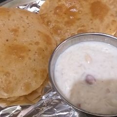 Kheer puri A picture of Kheer puri.