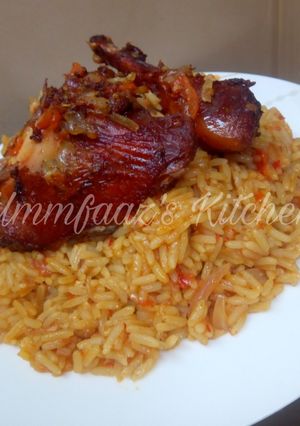 A picture of Jollof rice.