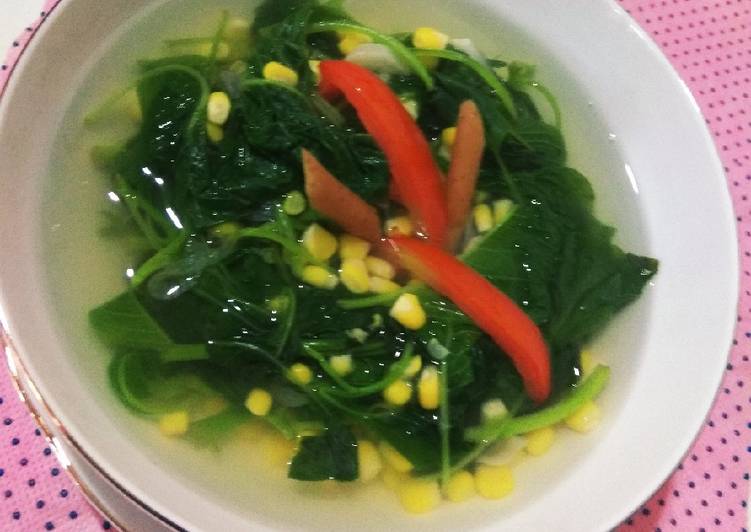 Sayur bening bayam kunci