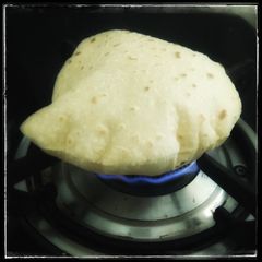 A picture of Phulka Roti.