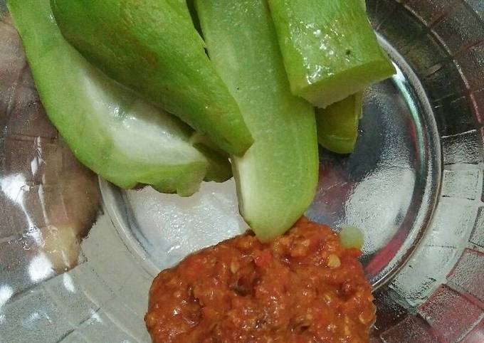 Resep Labu siam sambel tomat kacang (diet GM day 2) yang Enak