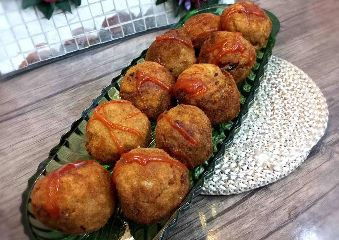 Rice balls with leftover rice