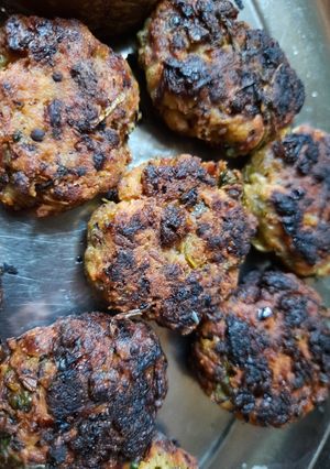 সজনে ফুলের বড়া(Sajne fuler bora recipe in Bengali) রেসিপির প্রধান ছবি