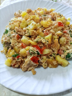 A picture of Potatoes egg mix.