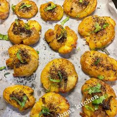A picture of Crushed New Potatoes:.