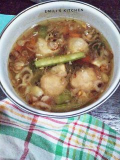 Foto resep Sayur Sop Bakso Simpel