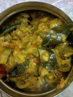 பீர்க்கங்காய் பொரியல்(peerkangai poriyal recipe in tamil) செய்முறை முக்கிய புகைப்படம்