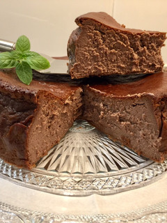 Una foto de Pastel de queso de chocolate