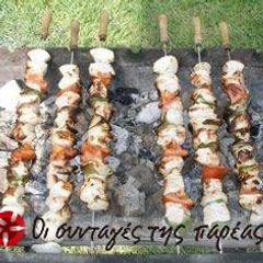 A picture of Chicken souvlaki.