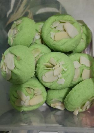 Foto resep Cookies Maizena Pandan Almond