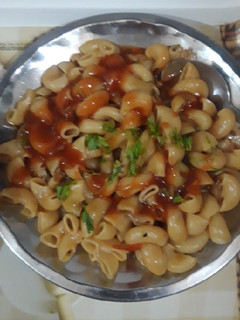 मैकरोनी (Macaroni recipe in Hindi) रेसिपी मुख्य फोटो