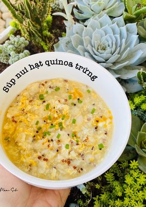 Hình của món Súp nui hạt quinoa trứng.