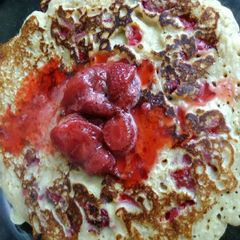 A picture of Strawberry pancake.