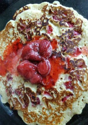 A picture of Strawberry pancake.