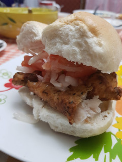 Una foto de Sándwich de pescado