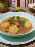 Guiso de patatas con carne de cerdo