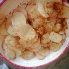 A picture of Chatpati  allu ke chips.