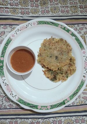 A picture of Arrowroot Aloo Rosti.