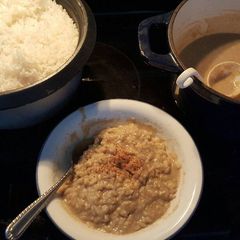 A picture of Eggnog rice pudding.