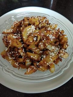 तिल जीरा आलू (Til jeera aloo recipe in Hindi) रेसिपी मुख्य फोटो