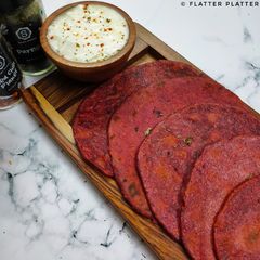 A picture of Beetroot Thepla.