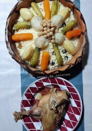 Une photo de Couscous au poulet fermier et légumes 🥣