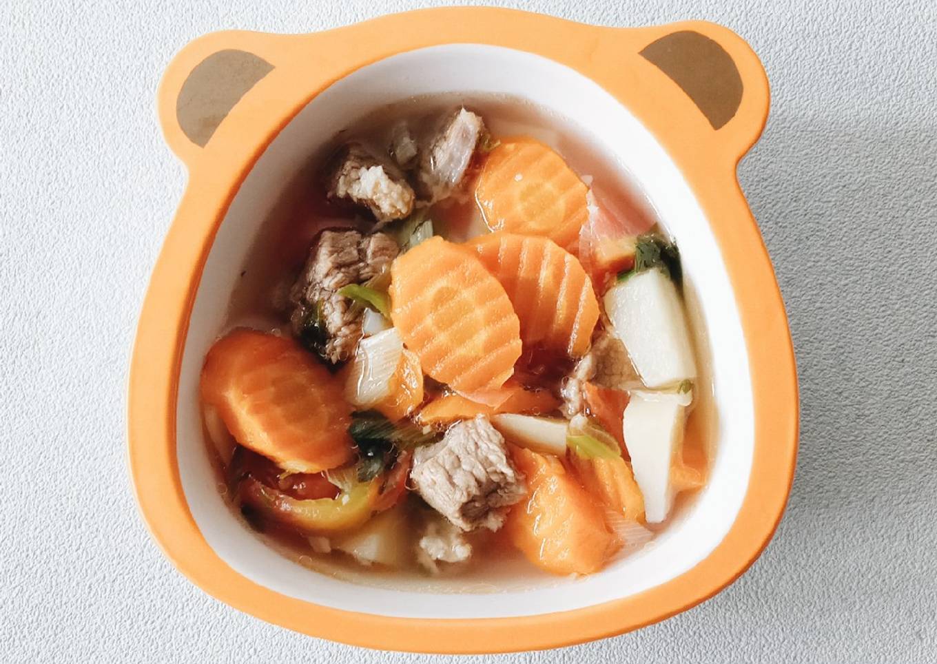 MPASI : Sop Daging Untuk Batuk Pilek