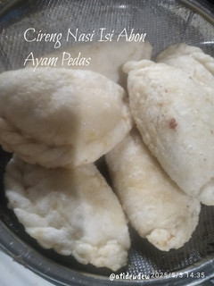 Foto resep *Cireng Nasi Isi Abon Ayam Pedas*