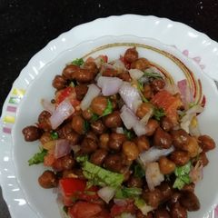 A picture of Black chana salad.