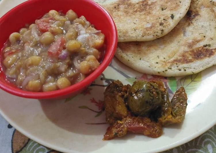 Chole kulcha