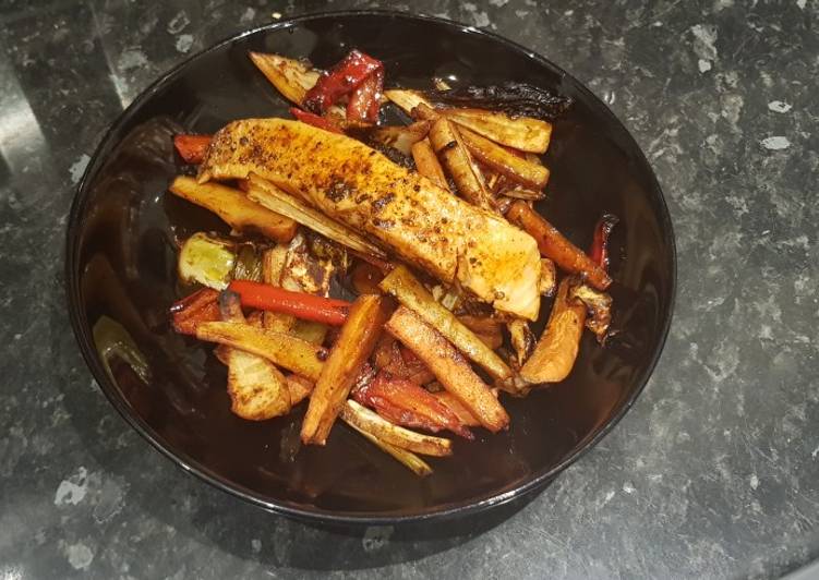 Believing These 10 Myths About Make Marinated salmon with honey roasted paprika veg Yummy