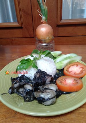 Foto resep Cumi-cumi hitam surabaya 🐙🦑