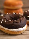 Donuts rellenos de nata
