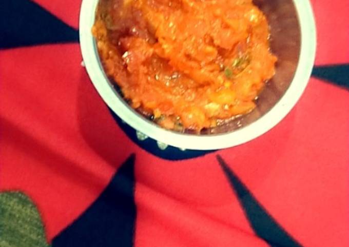 Yummy garlic tomato chutney