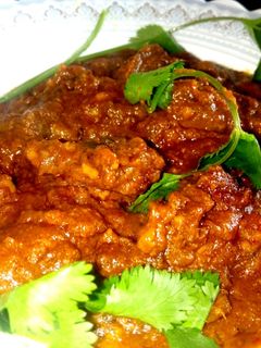 नटी मशरुम करी रेसिपी मुख्य फोटो