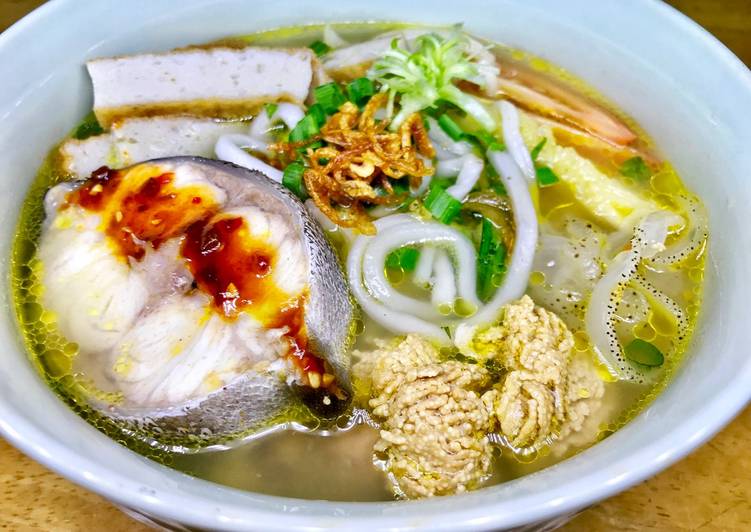 Bánh canh cá sứa Nha Trang (bột gạo)