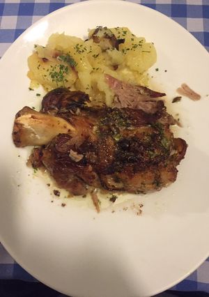 Una foto de Codillo asado al horno