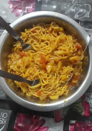 A picture of Tomato maggi.