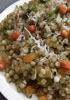 ગ્રીન સાબુદાણા ખીચડી રેસીપી મુખ્ય ફોટો