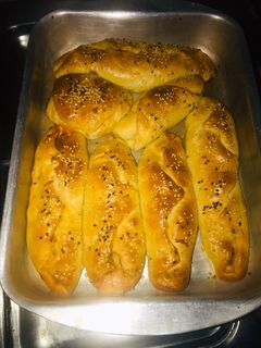 صورة لوصفة فطاير سهلة جداً بعجينه البيتزا