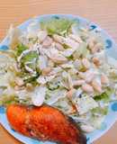 Salad rau + cá hồi nướng