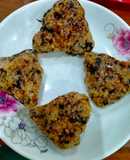 Cơm nắm chiên sốt teriyaki