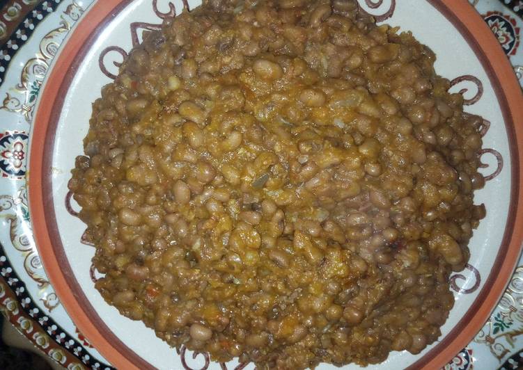 Brown beans porridge