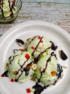 અમેરિકન ડ્રાયફ્રુટ આઈસ્ક્રીમ(American Dryfruit Icecream Recipe In Gujarati) રેસીપી મુખ્ય ફોટો